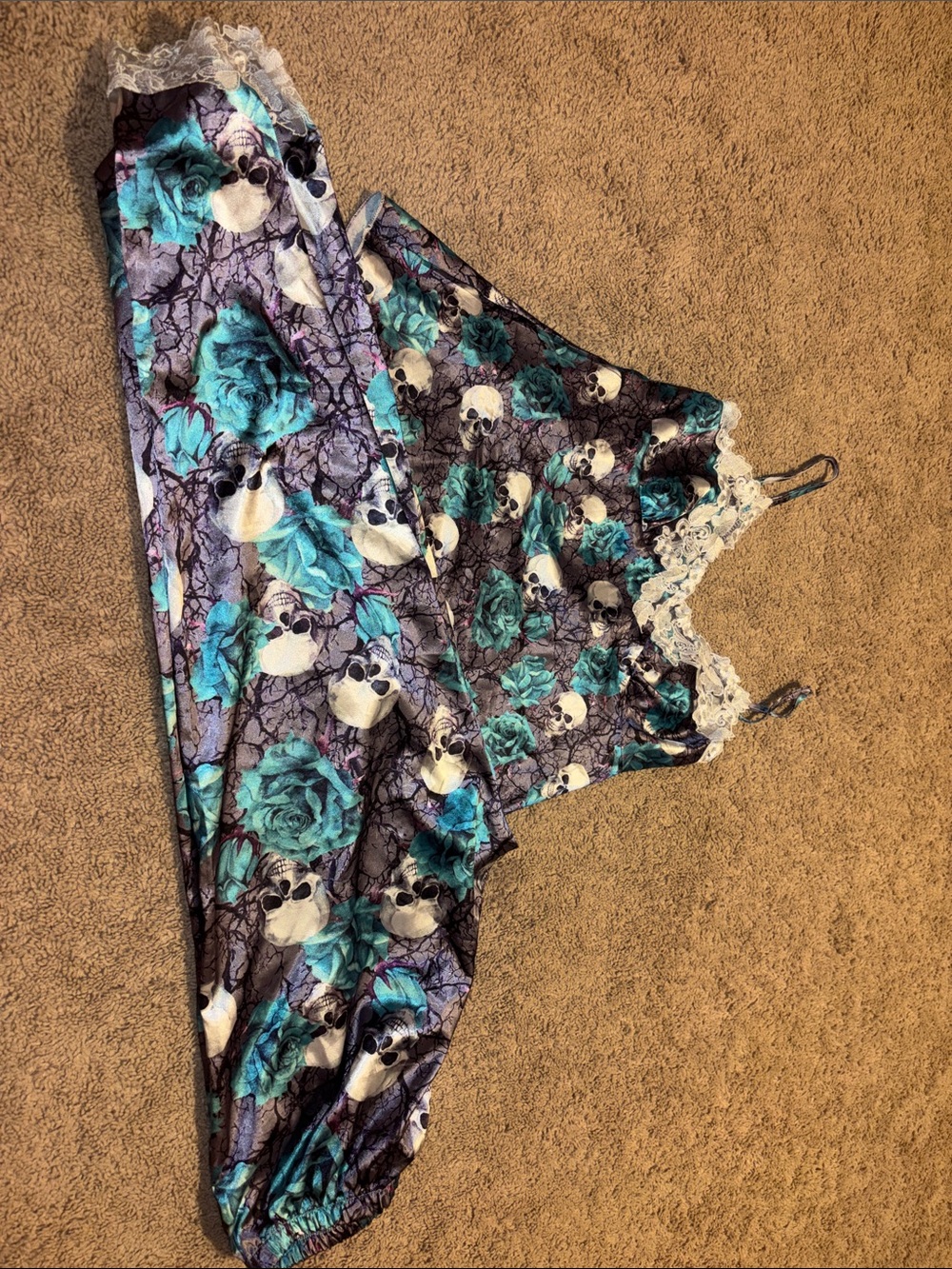 Source Unknown Blue Teal and Purple Skull & Rose Lace Trim Pajama Set